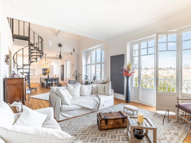 Appartement 8 pièces 188 m²