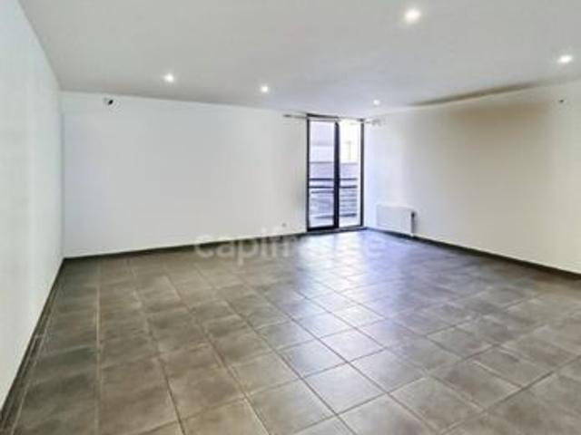Appartement 8 pièces 196 m²