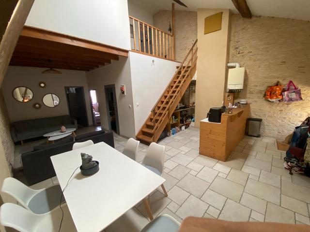 Appartement 8 pièces 207 m²