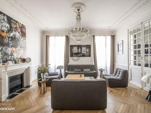 Appartement 8 pièces 207 m²