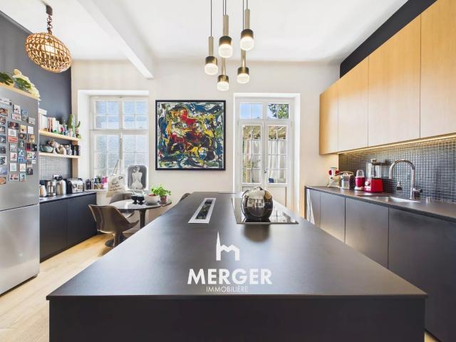 Appartement 8 pièces 212 m²