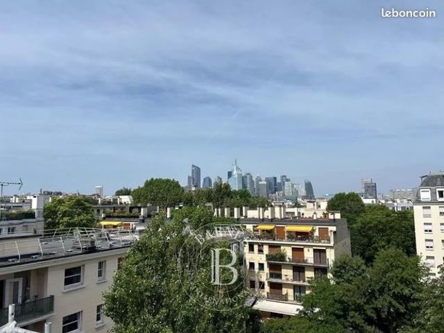 Appartement 8 pièces 218 m²