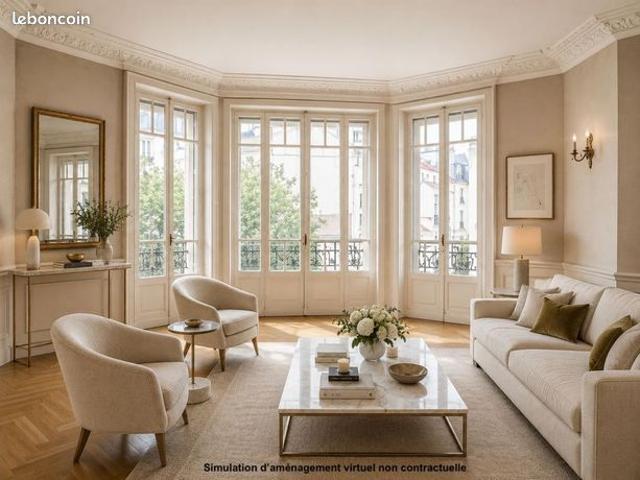 Appartement 8 pièces 224 m²
