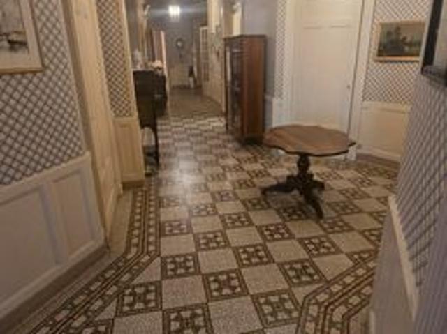 Appartement 8 pièces 230 m²