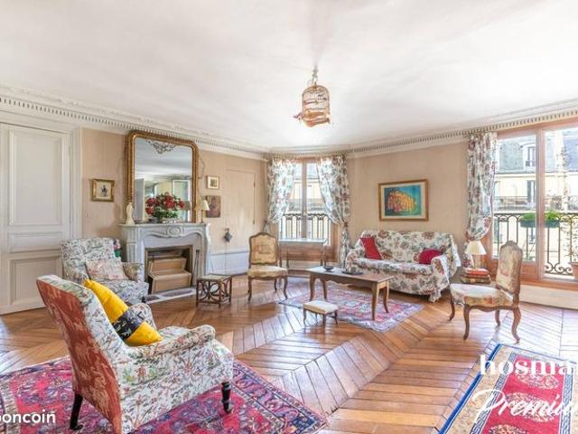 Appartement 8 pièces 235 m²
