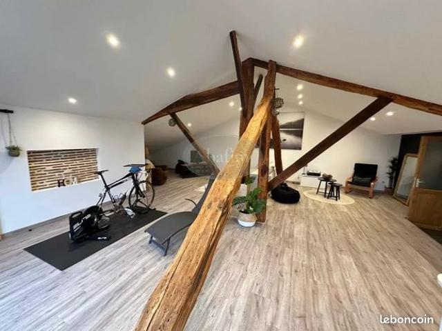 Appartement 8 pièces 250 m²