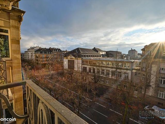 Appartement 8 pièces 262 m²
