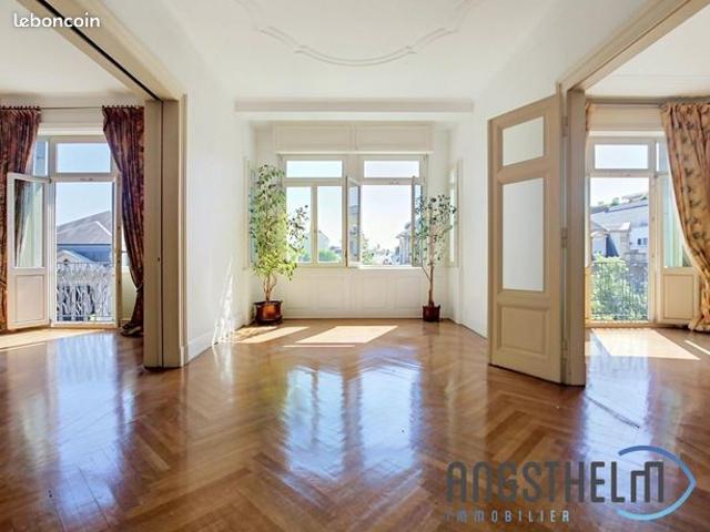 Appartement 8 pièces 262 m²