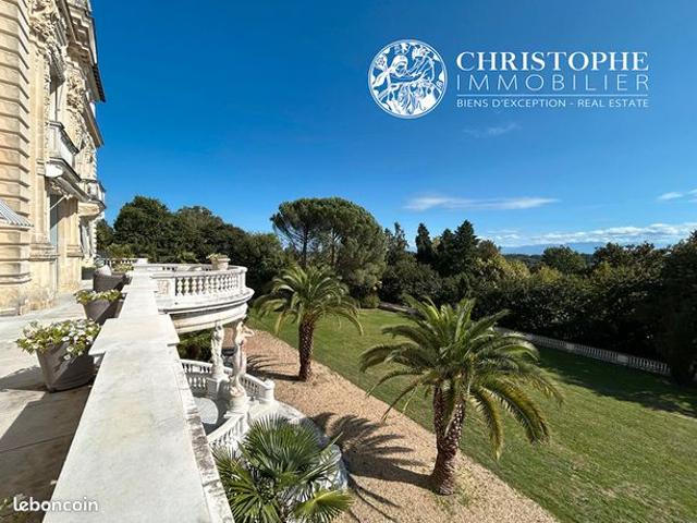 Appartement 8 pièces 299 m²