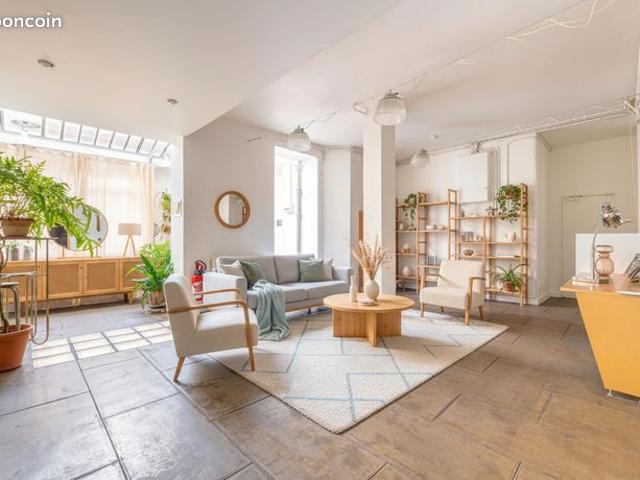 Appartement 8 pièces 355 m²