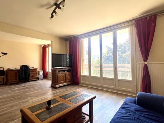 Appartement 93 m2 5 pièces