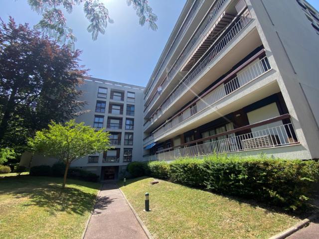 Appartement 93 m2 5 pièces