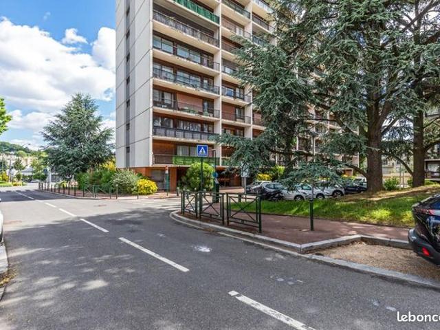 Appartement 90 m² Le Plessis Robinson