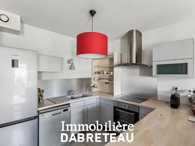 appartement 90 m² 2 chambres
