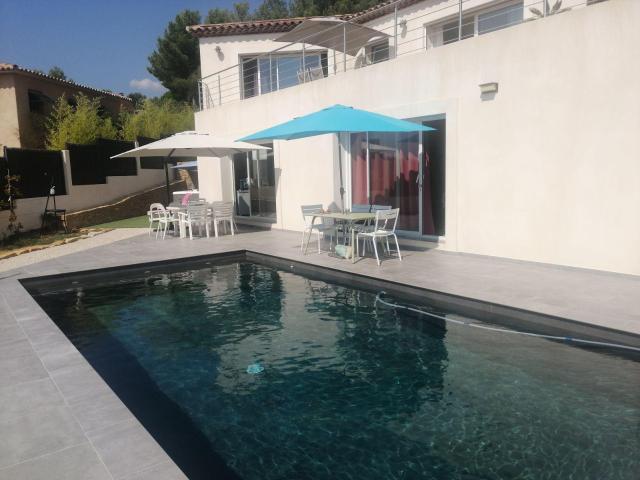 Appartement 90m2 meublé standing et piscine