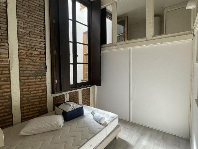 Appartement 90m2 BAYONNE LOGEMENT ETUDIANT UNIQUEMENT à louer de 2 pièce s sur 90 m²