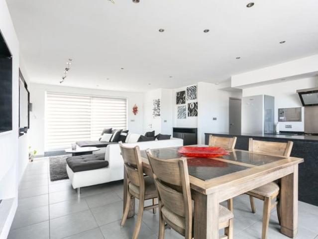 Appartement 97 m² 2 Ch à vendre à Deurne 2100