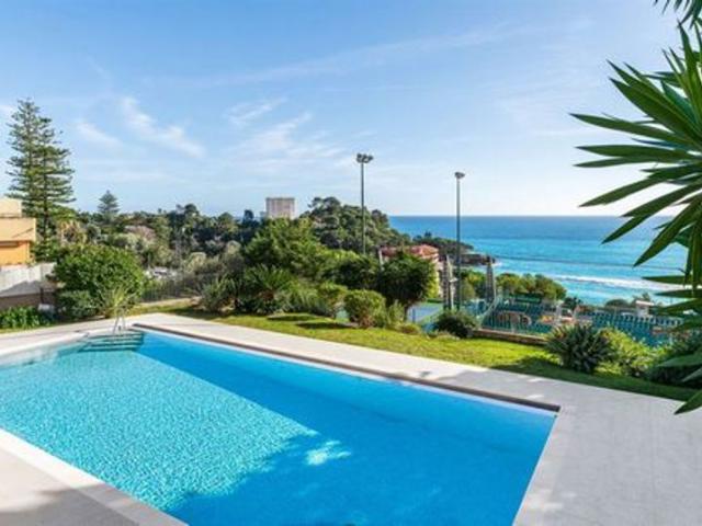 Appartement 96 m2 ROQUEBRUNE CAP MARTIN