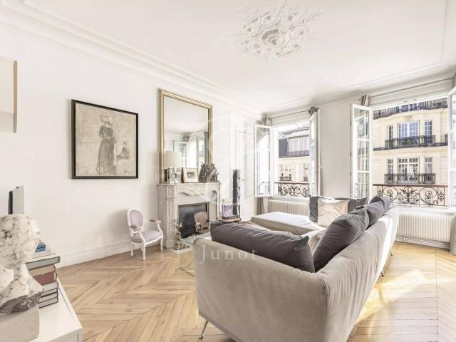 Appartement 99 m2 Paris 17ème