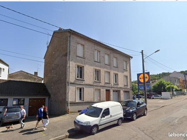 Appartement 9 pièces 107 m²