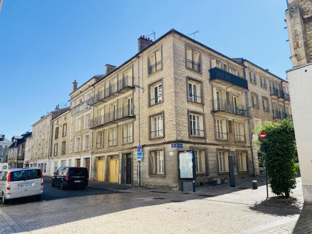 Appartement 9 pièces 153 m²