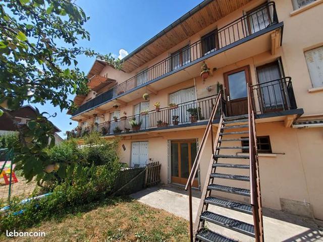 Appartement 9 pièces 163 m²