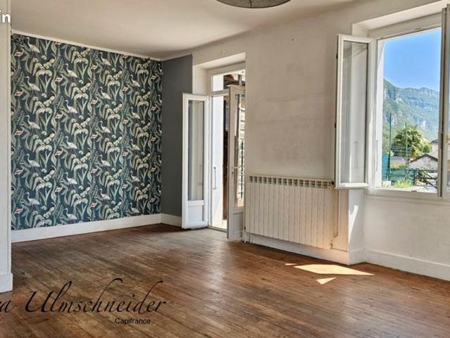Appartement 9 pièces 166 m²