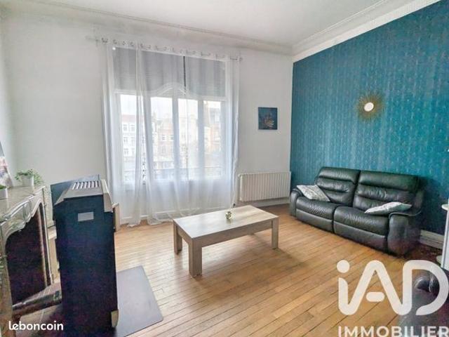 Appartement 9 pièces 176 m²