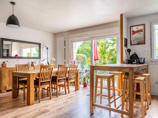 Appartement 9 pièces 177 m²