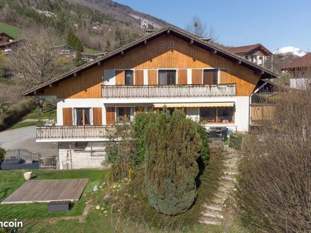 Appartement 9 pièces 202 m²