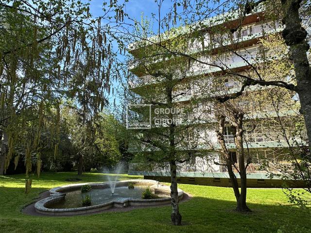 Appartement 9 pièces 208 m²