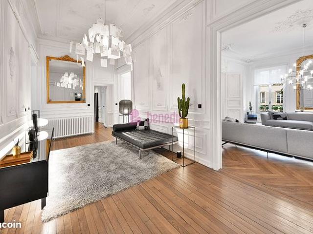 Appartement 9 pièces 276 m²