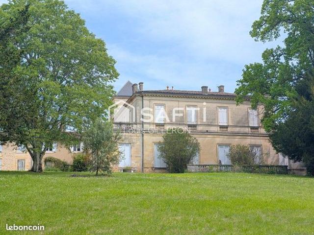 Appartement 9 pièces 300 m²
