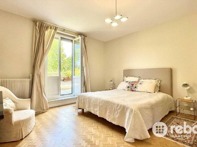 Appartement 9 pièces 303 m²