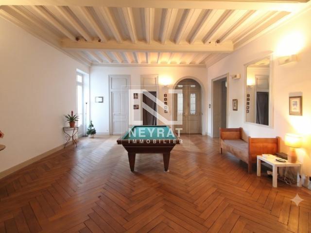 Appartement 9 pièces 312 m²