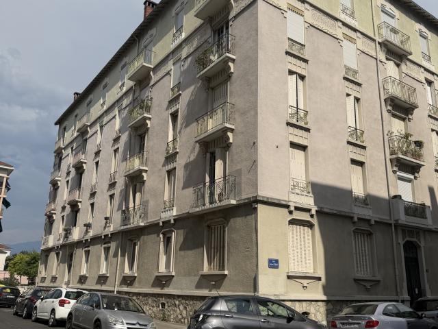 Appartement 100.63 m2 4 Pièces