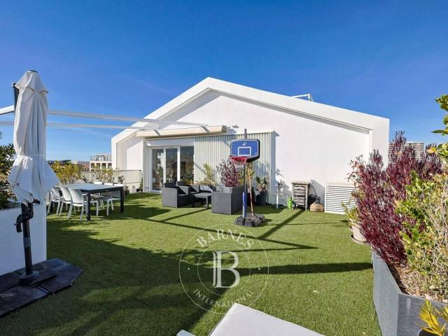 Appartement 97 m2 Marseille 8ème