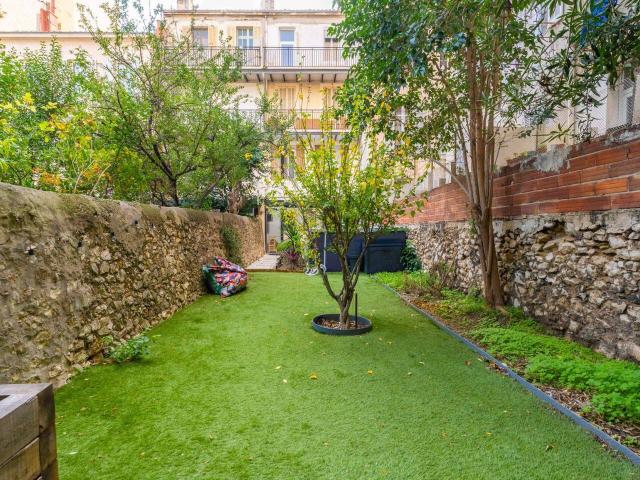 Appartement 100 m2 Marseille 8ème