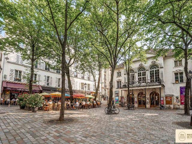 Appartement 100 m2 Paris 18ème