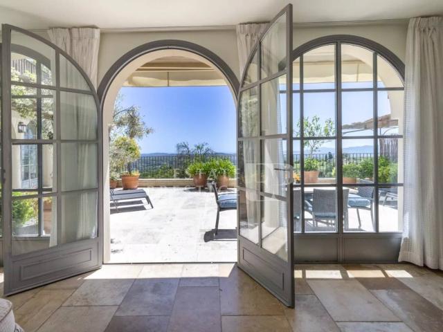 Appartement 100 m2 Valbonne