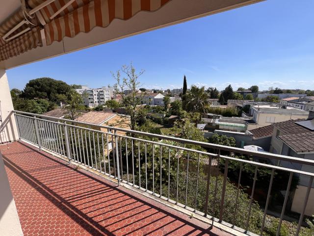 APPARTEMENT 100M2 BORDEAUX CAUDERAN PRIMEROSE AVEC GARAGE