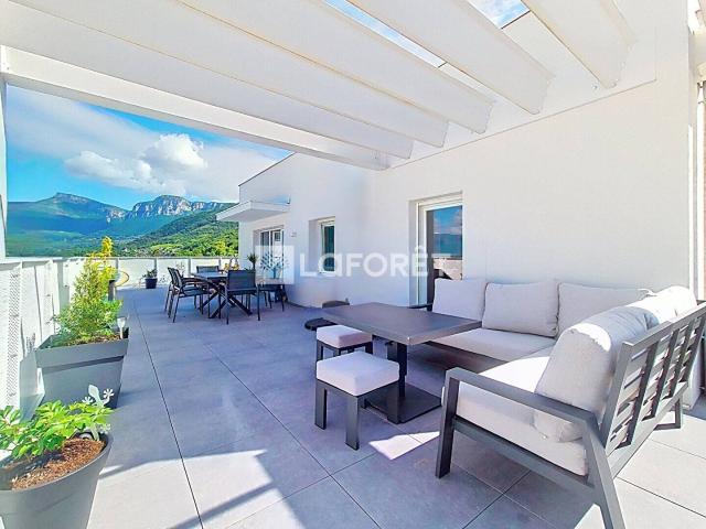Appartement 102 m2 Challes les Eaux