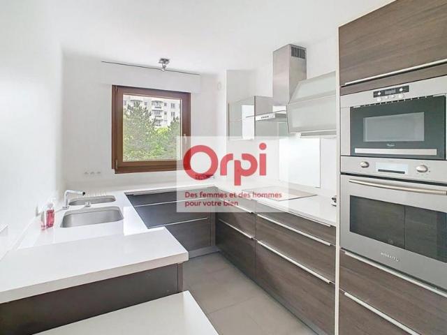 Appartement 105 m2 4 pièces