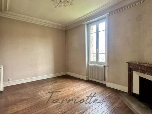 APPARTEMENT 10614