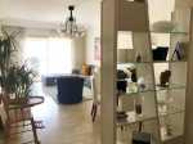 Appartement 107 m² à louer Vide, Maârif Extension