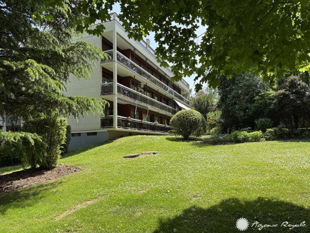 Appartement 109 m2 6 pièces
