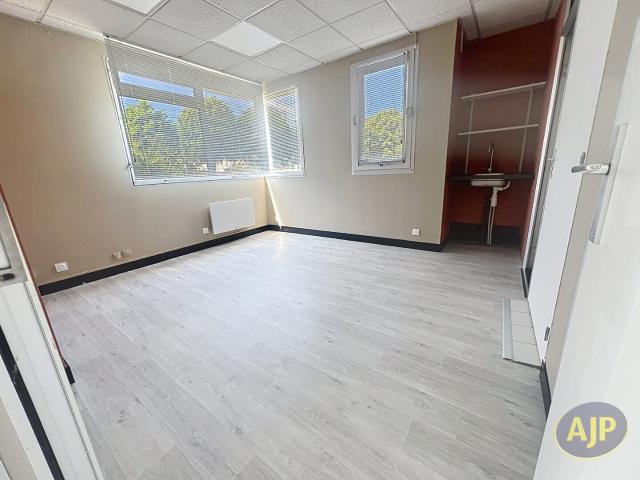 Appartement 10 pièces 130 m²