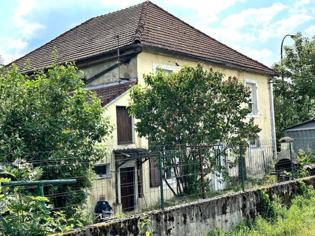 Appartement 10 pièces 187 m²