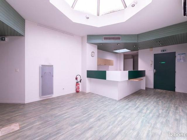 Appartement 10 pièces 235 m²