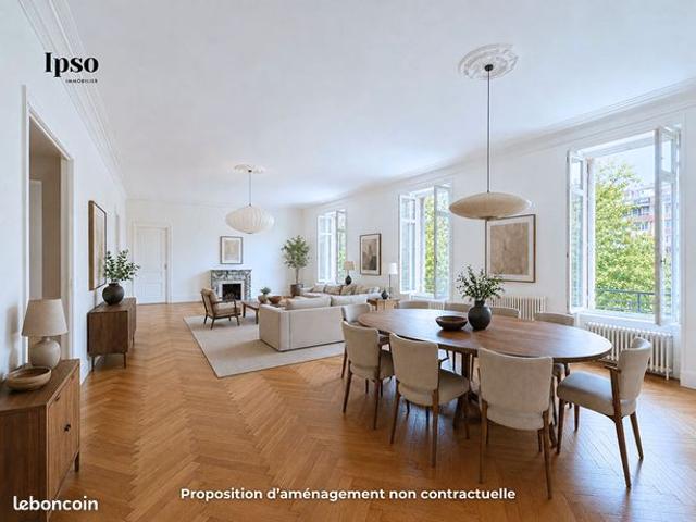 Appartement 10 pièces 240 m²